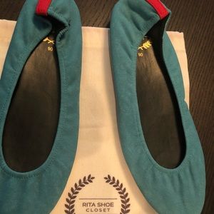 Rita’s Shoe Closet ballet flats